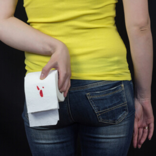 أعراض البواسير المخثرة