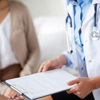 لماذا يتم إجراء فحص البول؟