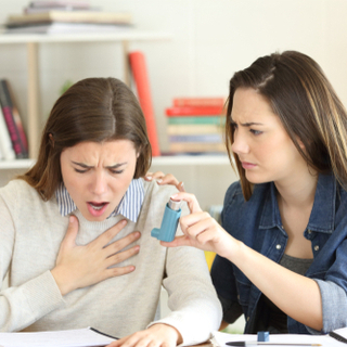 أنواع أدوية السيطرة على الربو على المدى البعيد