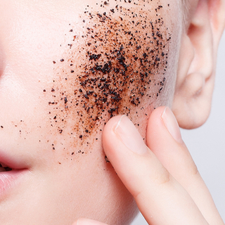 تقشير البشرة