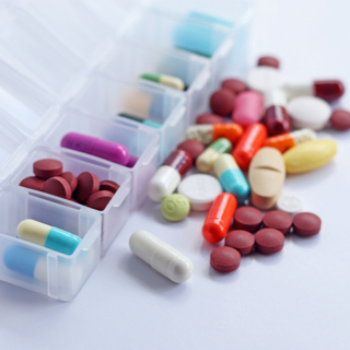 علاج حب الشباب بالأدوية الفموية