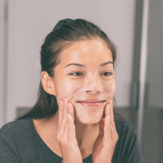 غسول البشرة الدهنية