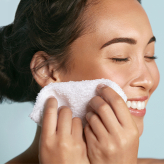 غسل البشرة الحساسة