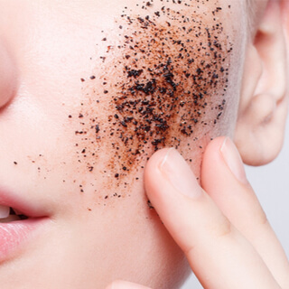 التقشير الزائد للبشرة