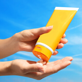 استخدام واقي الشمس