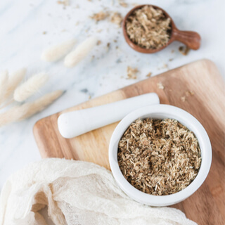 4. الدردار الأحمر 