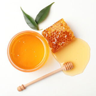 6. تناول العسل 