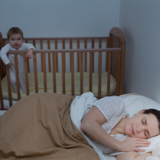 النوم ليلًا