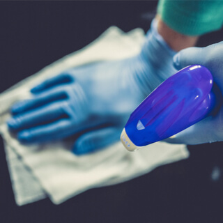 5. تعقيم الأسطح