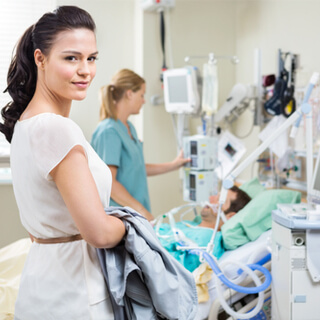 7. في حال كنت زائرًا