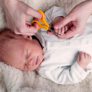 مراقبة نمو الأظافر