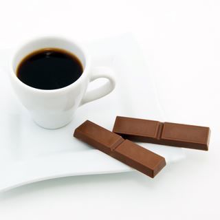 3. الكافيين بالمشروبات والأكل 3. الكافيين بالمشروبات والأكل