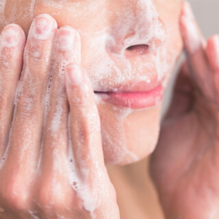 طريقة تقشير الوجه