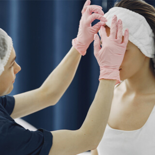 ما بعد تقشير البشرة بالليزر 