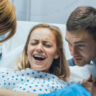 نصائح لتخفيف جفاف الفم أثناء الولادة