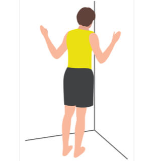 1. تمدد الزاوية أو تمدد الصدر Corner Stretch or Chest Expansion