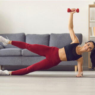 2. بلانك الجانبي المرتفع (side plank raise)