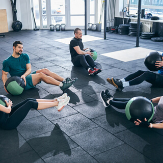 2. تمرين دوران الجذع (Trunk rotation)