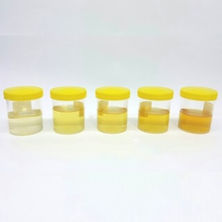 1. اشرب الماء قبل أن تشعر بالعطش