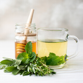 3. شاي النعناع (Peppermint tea)