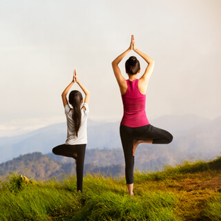 3. وضعية الشجرة (Tree Pose)