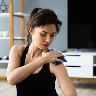 علاج خلع الكتف بالطرق الطبيعية 