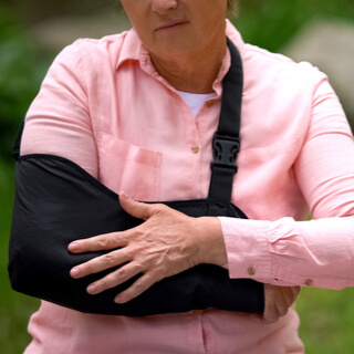 الشفاء بعد خلع الكتف 