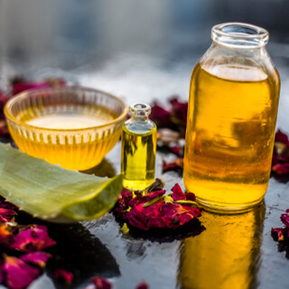 5. طريقة استخدام جل الصبار لحب الشباب