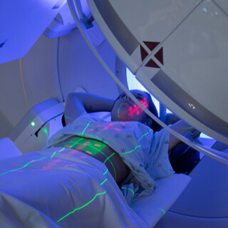 7-العلاج الإشعاعي (Radiation)
