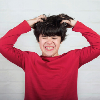 6. التهاب الحزاز المسطح (Lichen Planus)