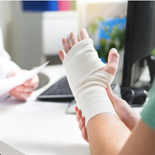 4. الكسور (Fractures)