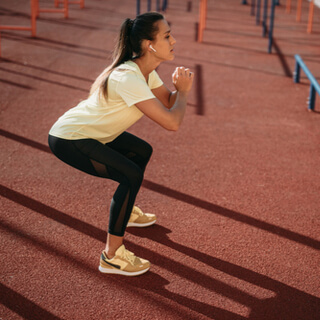 3. تمرين القرفصاء