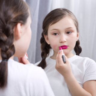 علامات البلوغ المُبكر للبنت