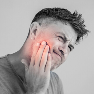 1. ألم الأسنان