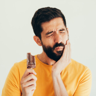 7. حساسية الأسنان