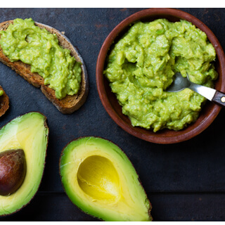 1. الأفوكادو (Avocado)