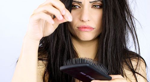 تأثير التوتر على الشعر: هل هو حقًا موجود؟