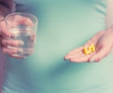 حمض الفوليك قبل الحمل: متى يجب الحصول عليه؟