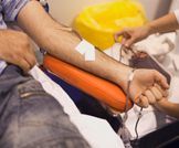 ما هي فوائد التبرع بالدم؟