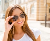 النظارات الشمسية: تعرف على أهميتها ومعايرها