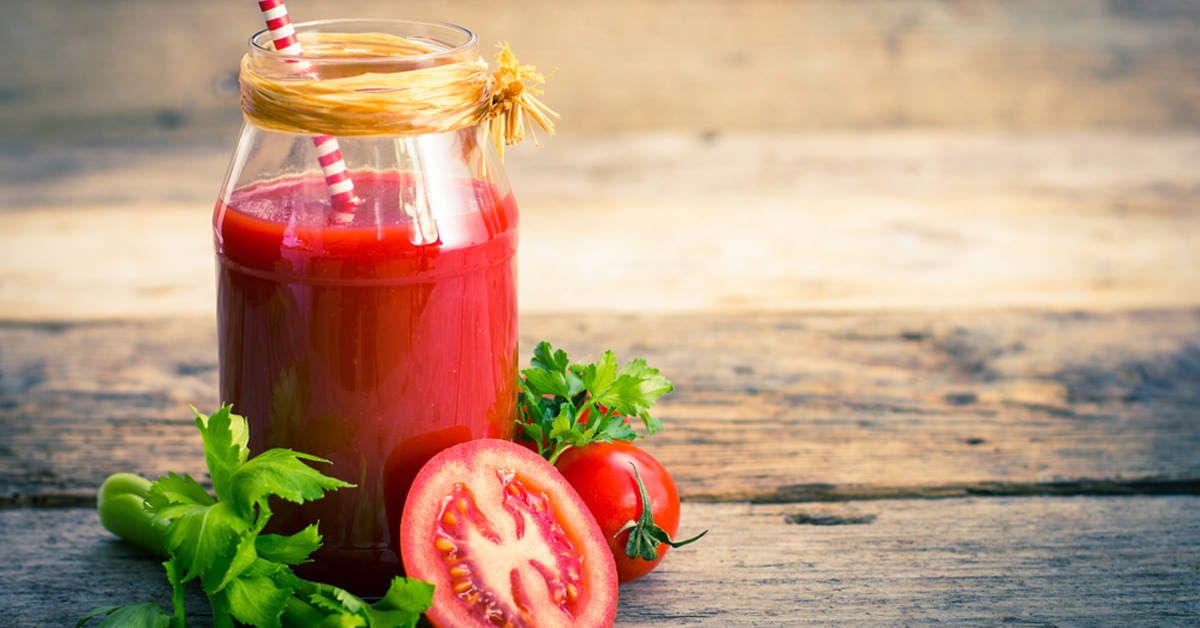 فوائد عصير الطماطم العديدة - ويب طب