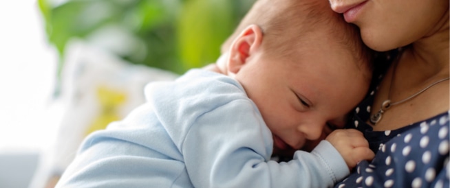 الرضاعة الطبيعية: ماذا يأكل الطفل عندما تأكل الأم؟