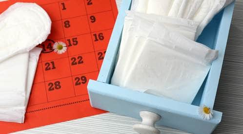 تاخير الدورة الشهرية باستخدام حبوب منع الحمل ويب طب
