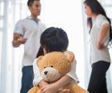 الأطفال والطلاق: مساعدة الأطفال بعد الانفصال