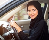 تقودين السيارة للمرة الأولى؟ اجعلي منها عالماً متكاملاً!