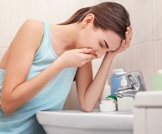 خروج دم مع الاستفراغ: معلومات هامة