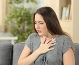 العلاجات المنزلية الفعالة لصفير الصدر