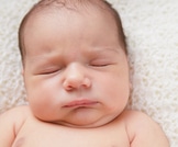5 عوامل قد تؤدي لولادة جنين عملاق الحجم