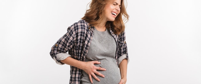 ألم السرة أثناء الحمل: ماذا يعني؟