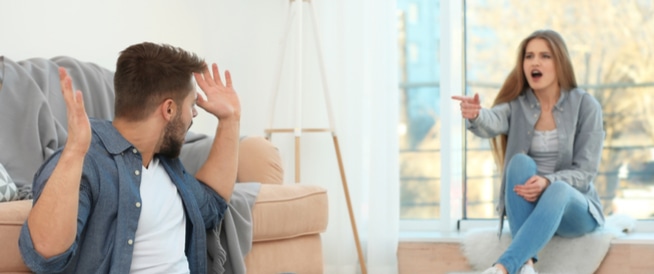 مشاكل الأزواج: كيف يجب أن تتصرّفا؟